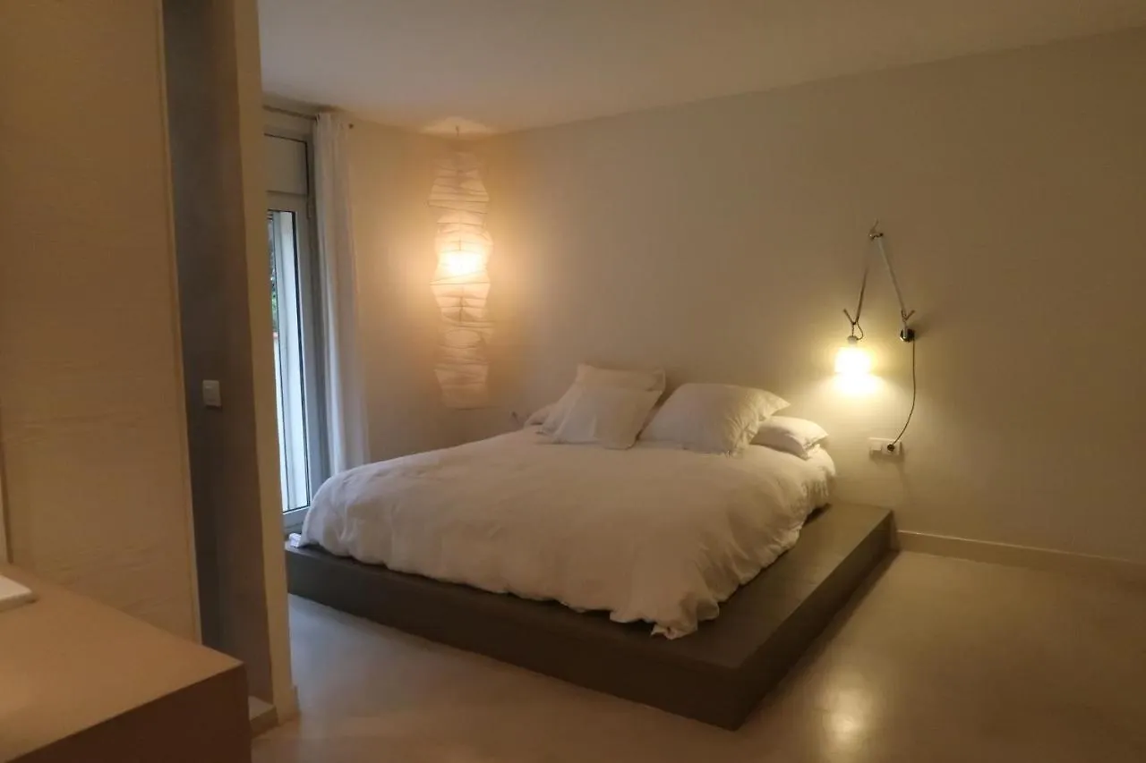Impals Apartamento 12 0*, Pals
