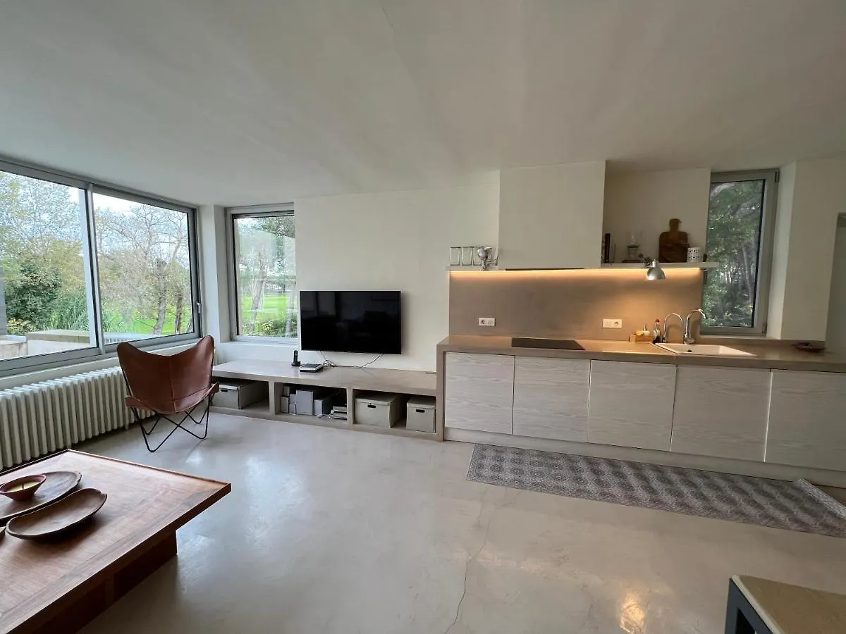 Impals Apartamento 12 0*, Pals